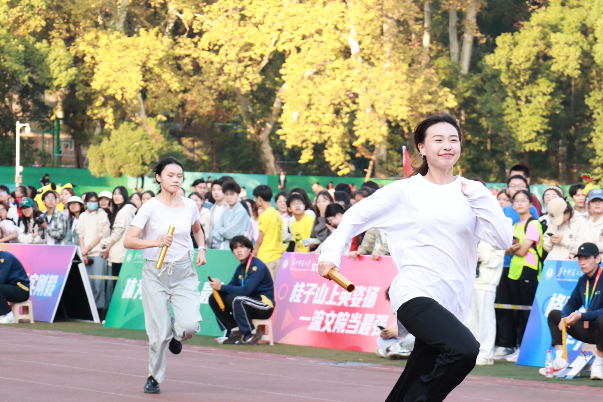 运动员在比赛中展现出的极限挑战和斗志 运动员在比赛中展现出的极限挑战和斗志