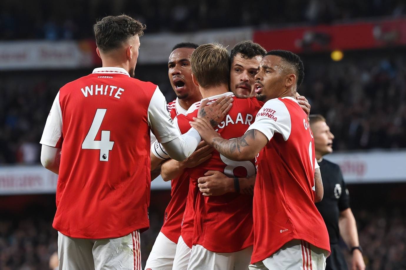 阿森纳客场战胜对手,继续向欧战资格靠拢的简单介绍 阿森纳客场战胜对手,继续向欧战资格靠拢的简单介绍