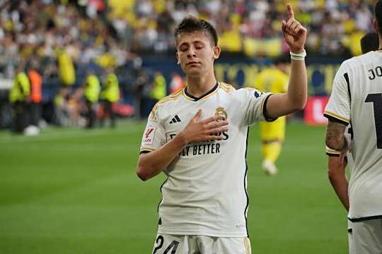 三亿体育体育竞技-包含西甲最佳射手大放异彩,战绩不俗引发球队注意的词条