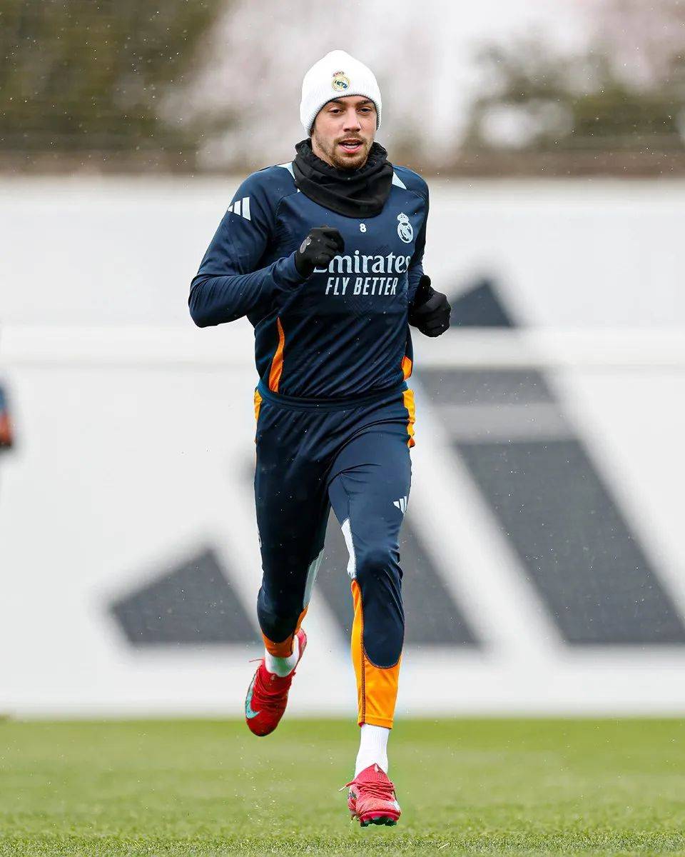 三亿体育体育网站入口-欧冠赛场上的马德里德比，成为球迷瞩目的焦点的简单介绍