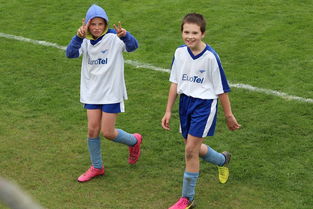 三亿体育体育竞技-独行侠队年轻球员崛起，重返季后赛希望渺茫