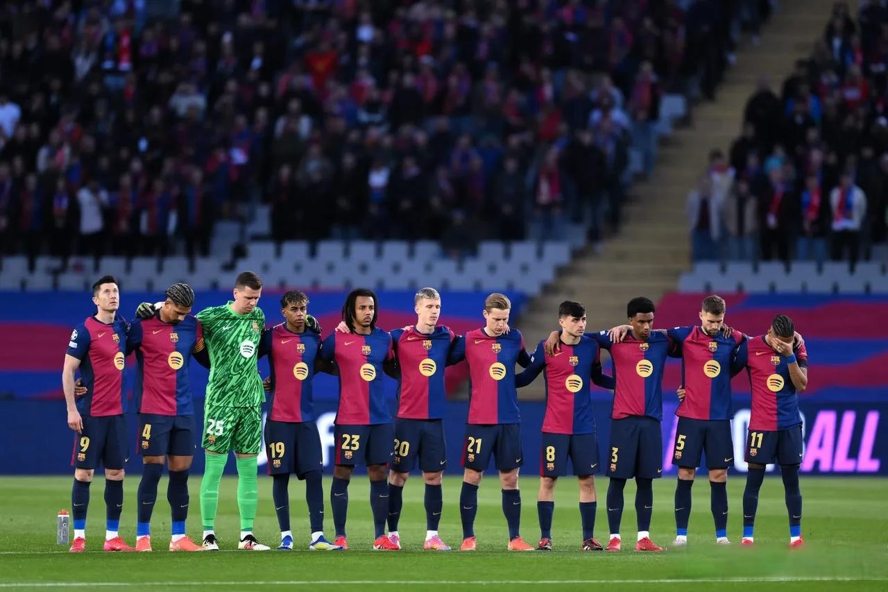 巴塞罗那主场大破对手，保持不败