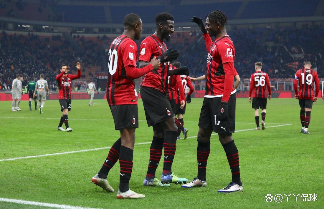 三亿体育体育官网-意大利联赛排名，热那亚队逆袭上升的简单介绍