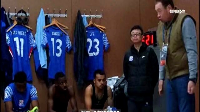 三亿体育体育官方-比赛中场休息，球队教练组临时调整策略的简单介绍