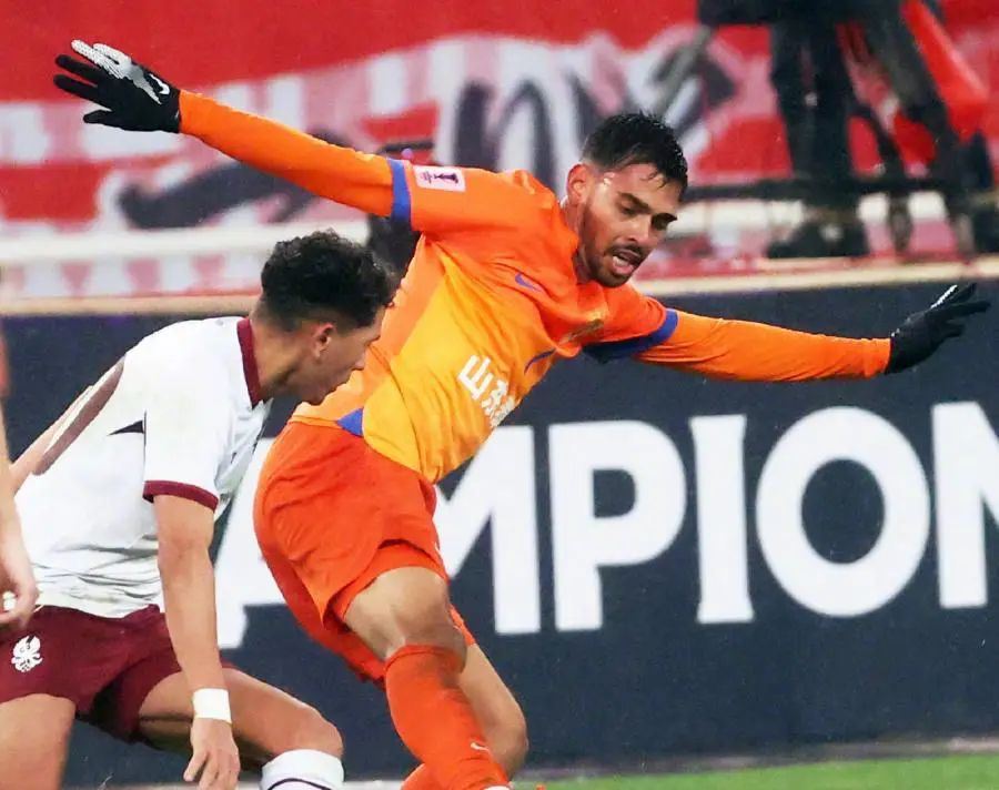 三亿体育体育vip注册-中场核心连续助攻，球队攻击力倍增