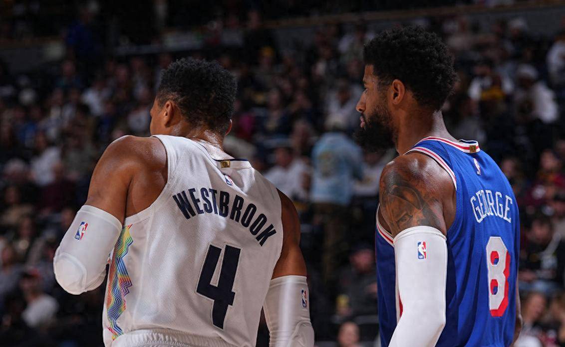 76人不敌掘金,恩比德状态低迷! 76人不敌掘金,恩比德状态低迷!