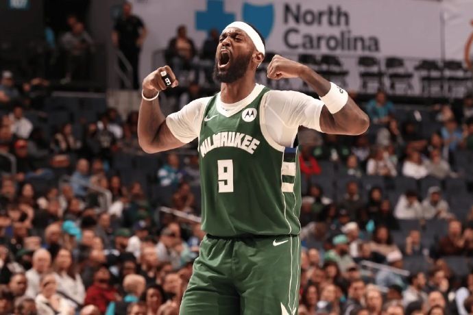 三亿体育体育官方登录入口-雄鹿客场战胜火箭，实现反弹