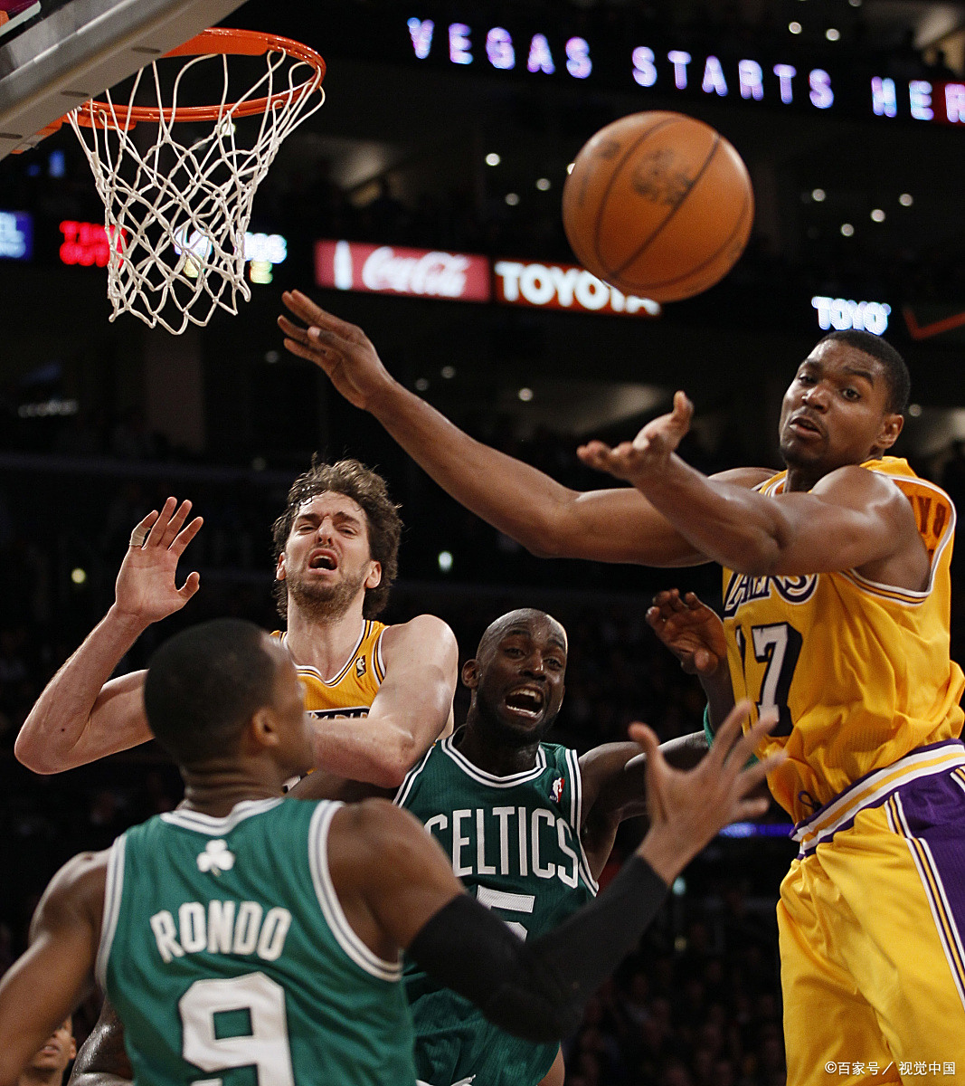 三亿体育体育网址-凯尔特人负雷霆，失去领先优势