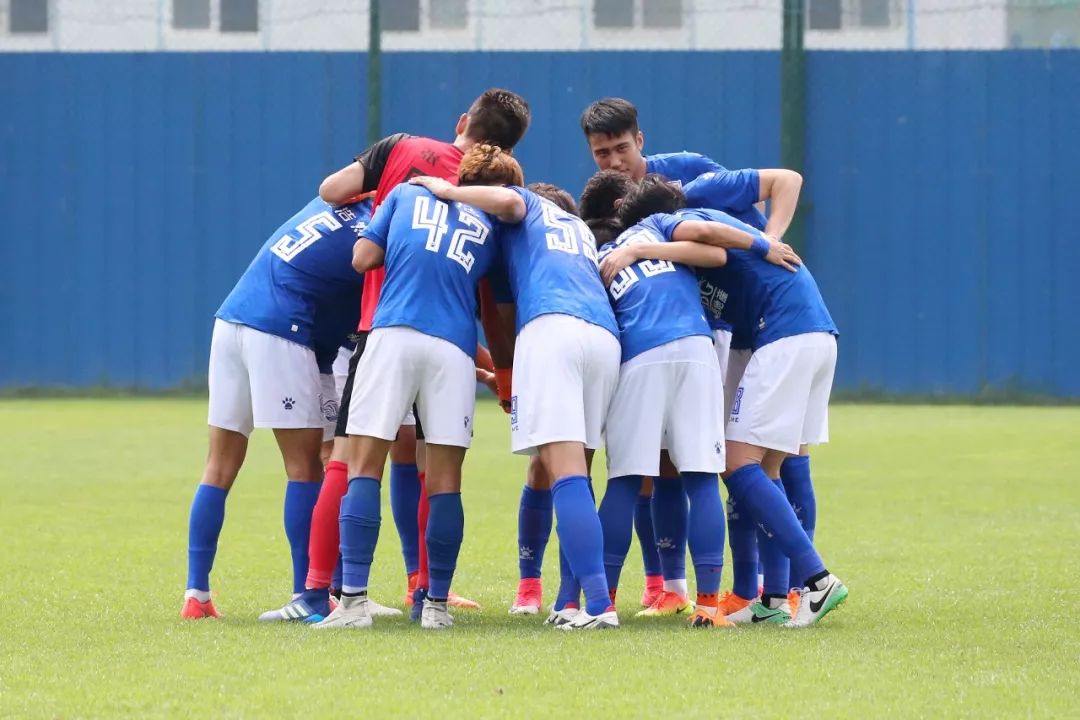 三亿体育体育新闻-关于青岛黄海击败河南建业，豪取三分的信息