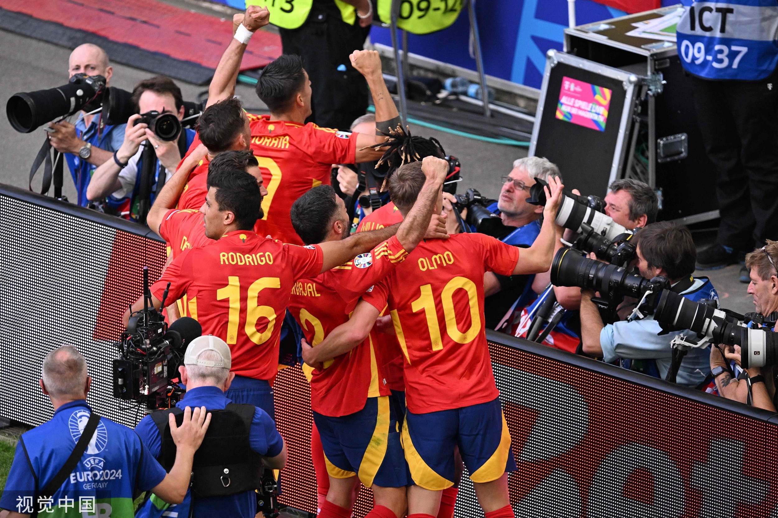 克罗地亚惊险阻击荷兰,西班牙胜瑞典晋级的简单介绍 克罗地亚惊险阻击荷兰,西班牙胜瑞典晋级的简单介绍