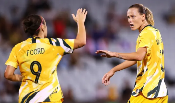 澳大利亚队为荣誉而战，取得全胜